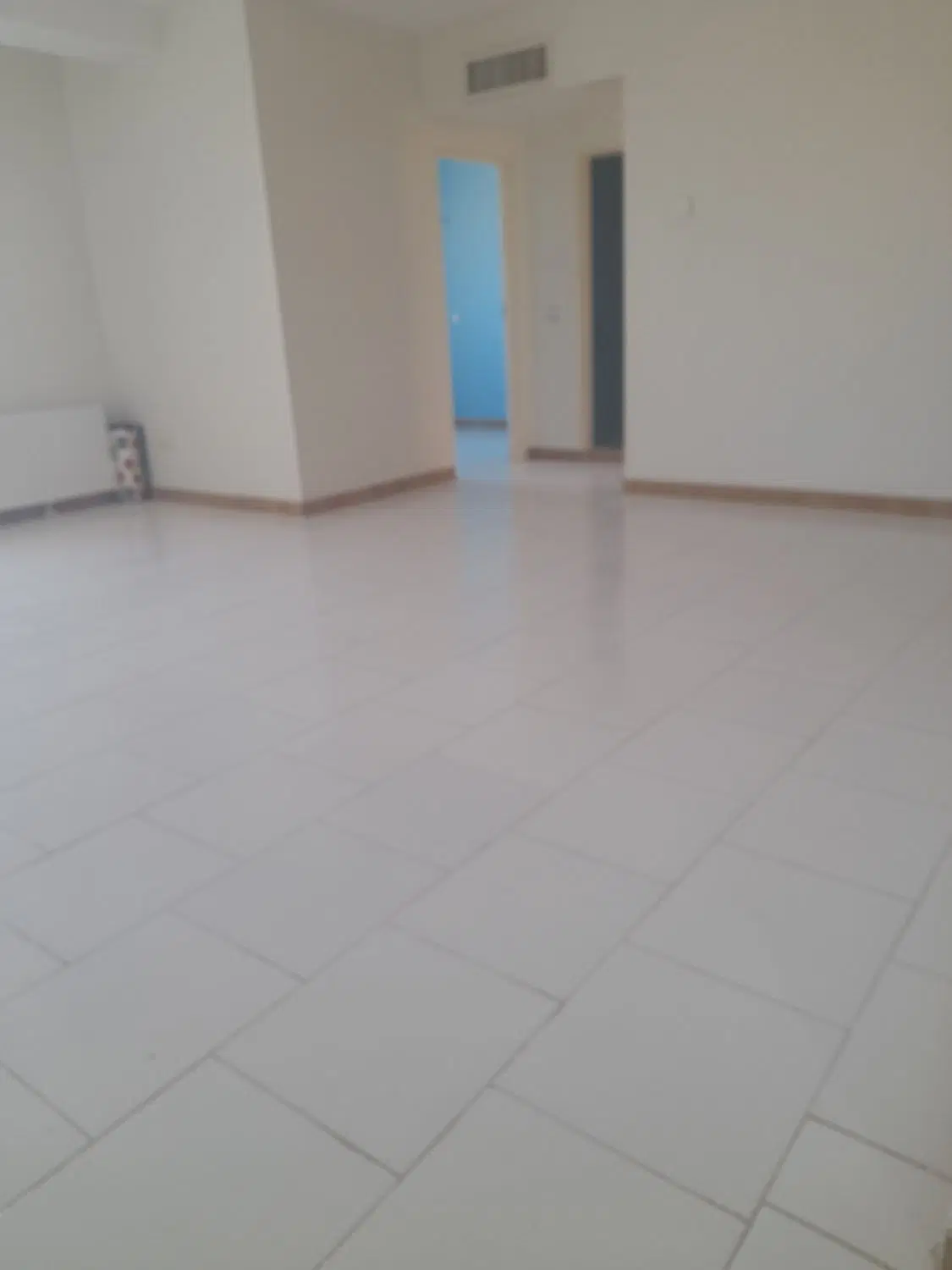 ۸۶ متری دو خوابه فاز شش شمالی
