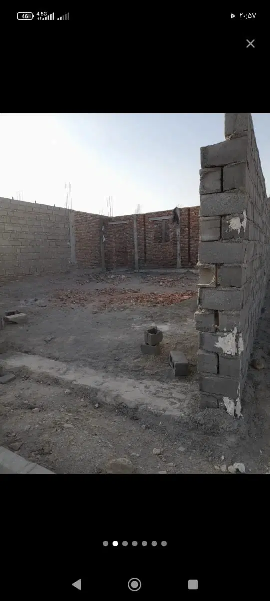 زمین خانه نیم ساز