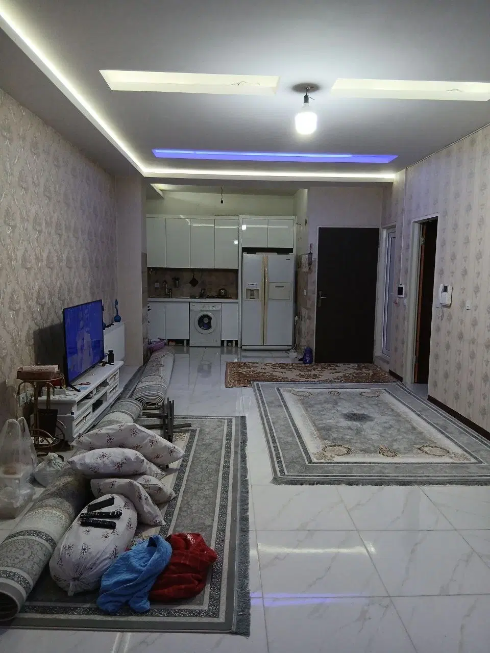 اپارتمان لوکس لاکچری فول امکانات پارکینگ اسانسور