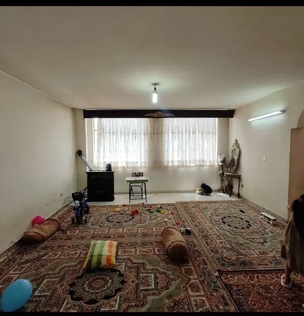 ۲۵۰متر شمالی