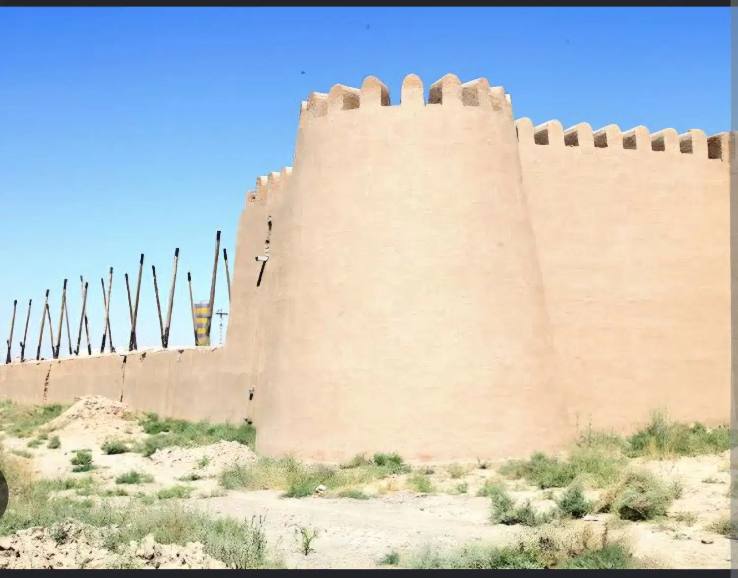 هزار متر زمین ملکی داخل محدوده دیوار قدیم توس