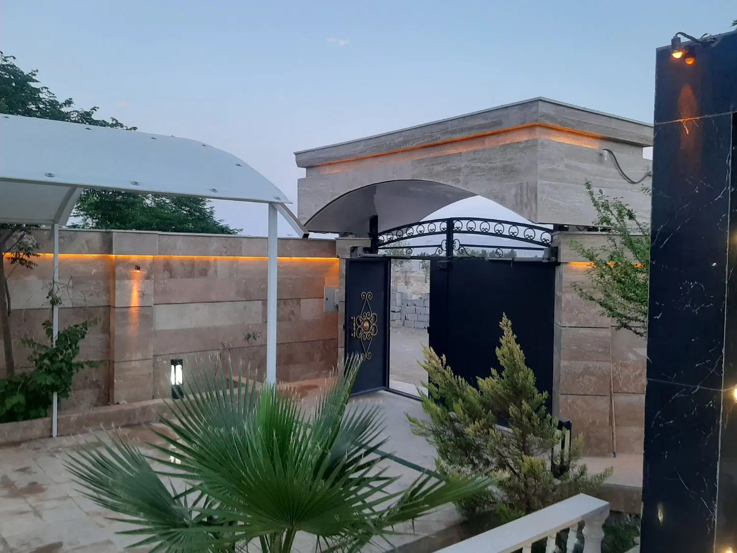 معاوضه باغ با آپارتمان در بهارستان