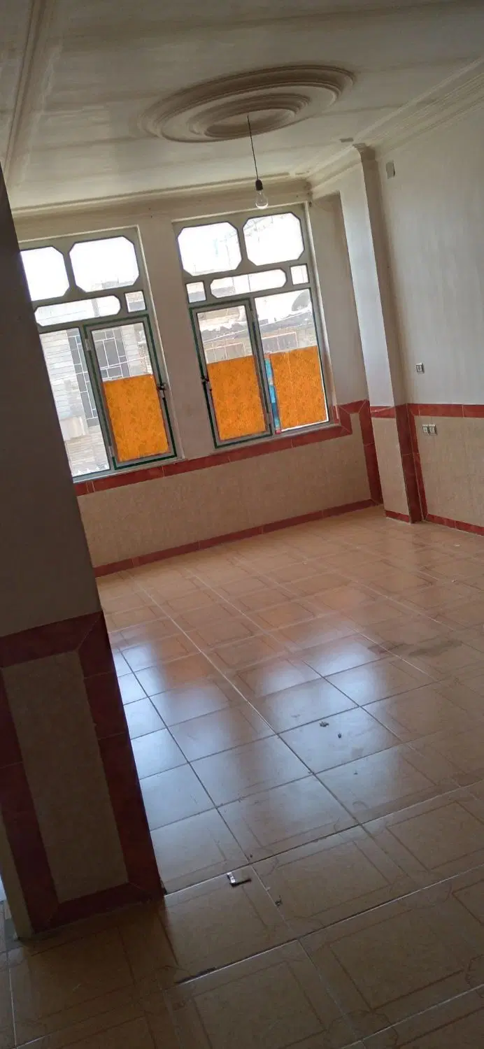 خانه صد متر دو طبقه