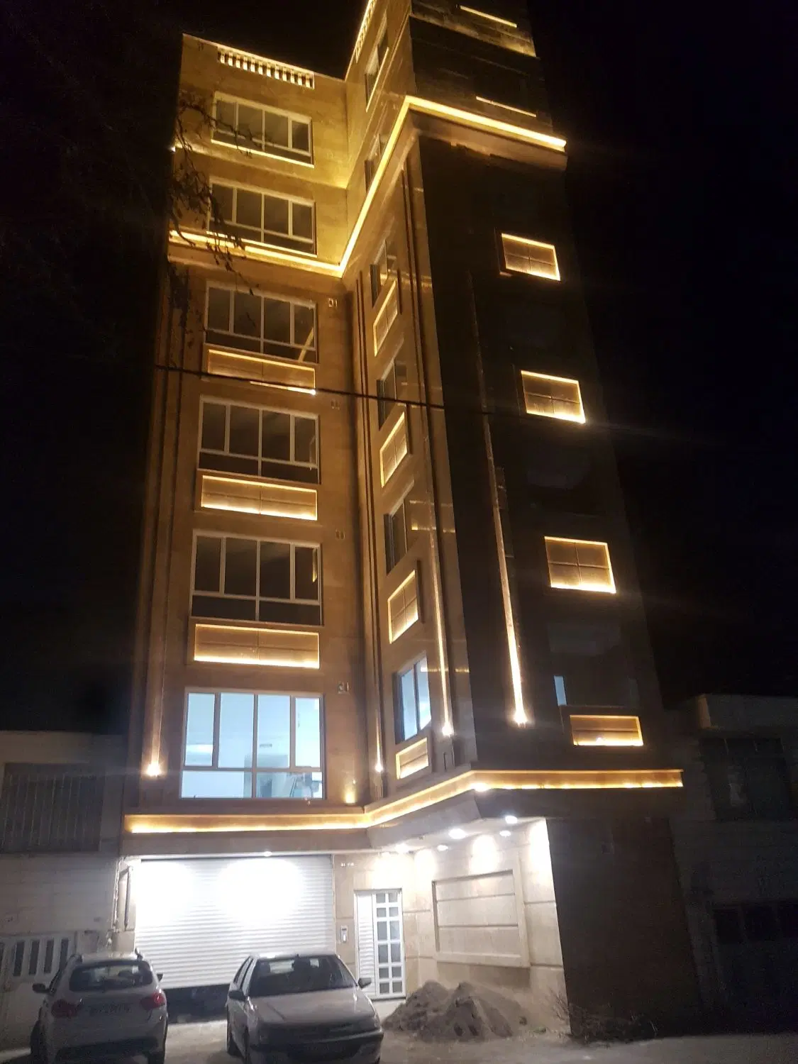 ۱۰۰متراپارتمان همکف بزم ارا