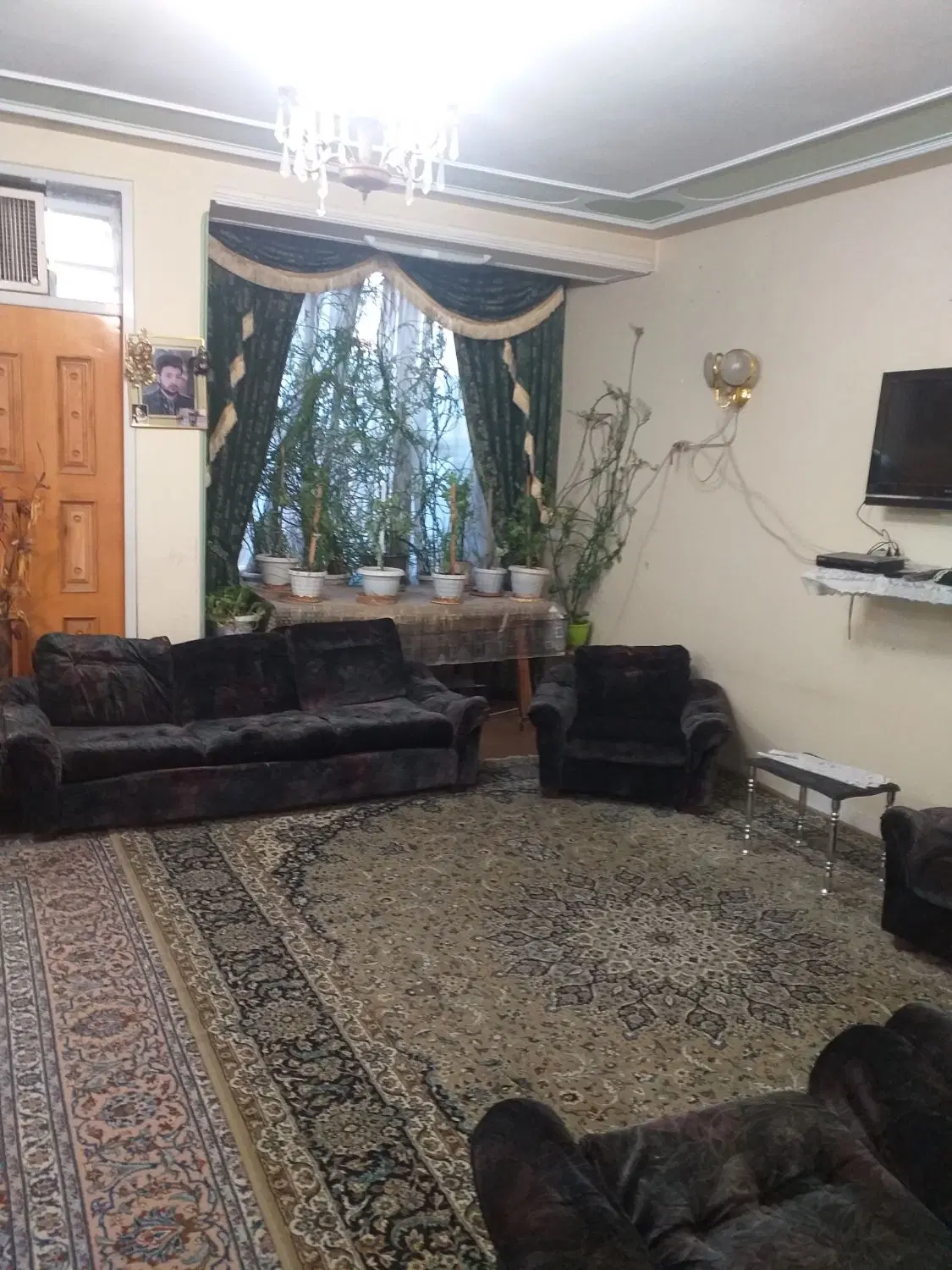 منزل ویلایی طبقه اول خ نادر