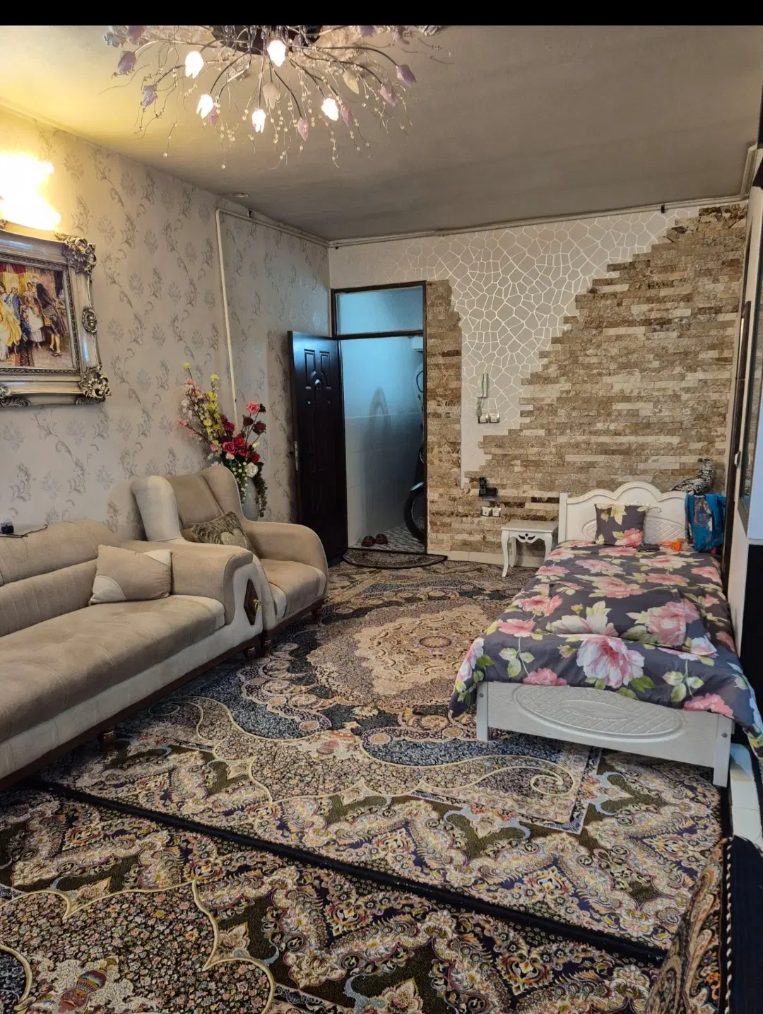 یک باب خانه ۱۰۰ منری ویلایی دو خوابه