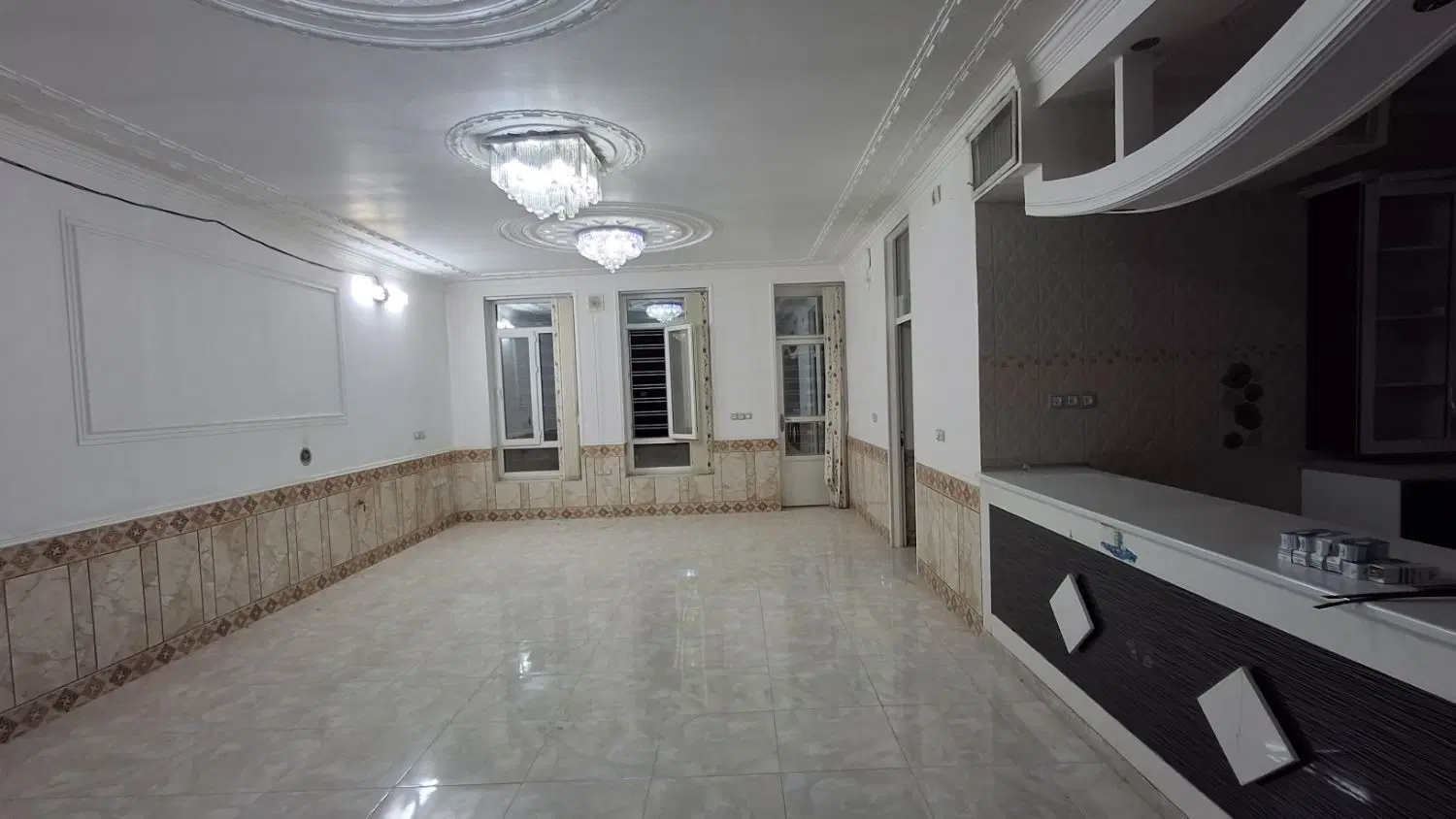 رهن و اجاره طبقه دوم 3 خوابه دوبلکسی