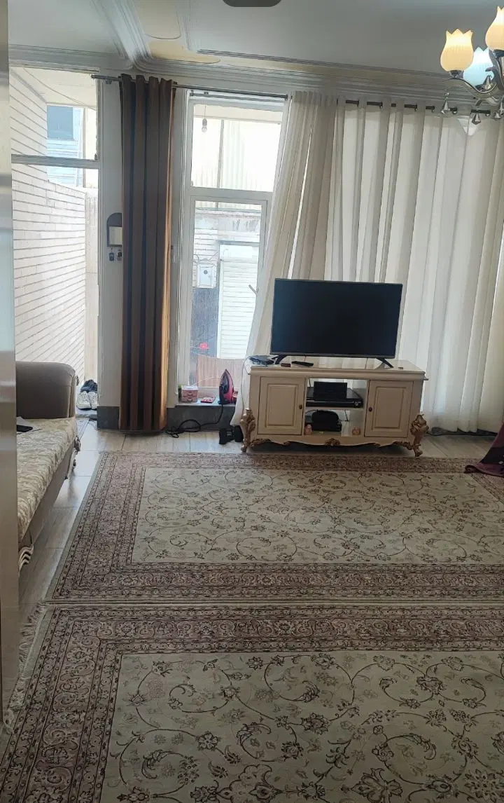 فروش خانه حیاط دار نقلی شهناز ابوریحان منظریه