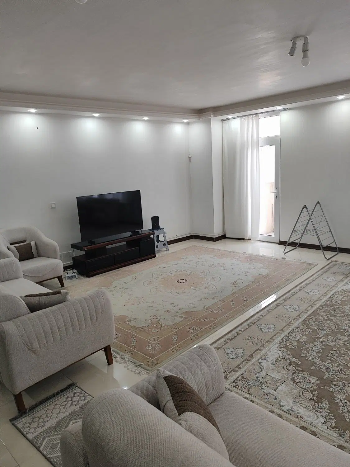 اجاره آپارتمان دوخواب لوکس و فول امکانات