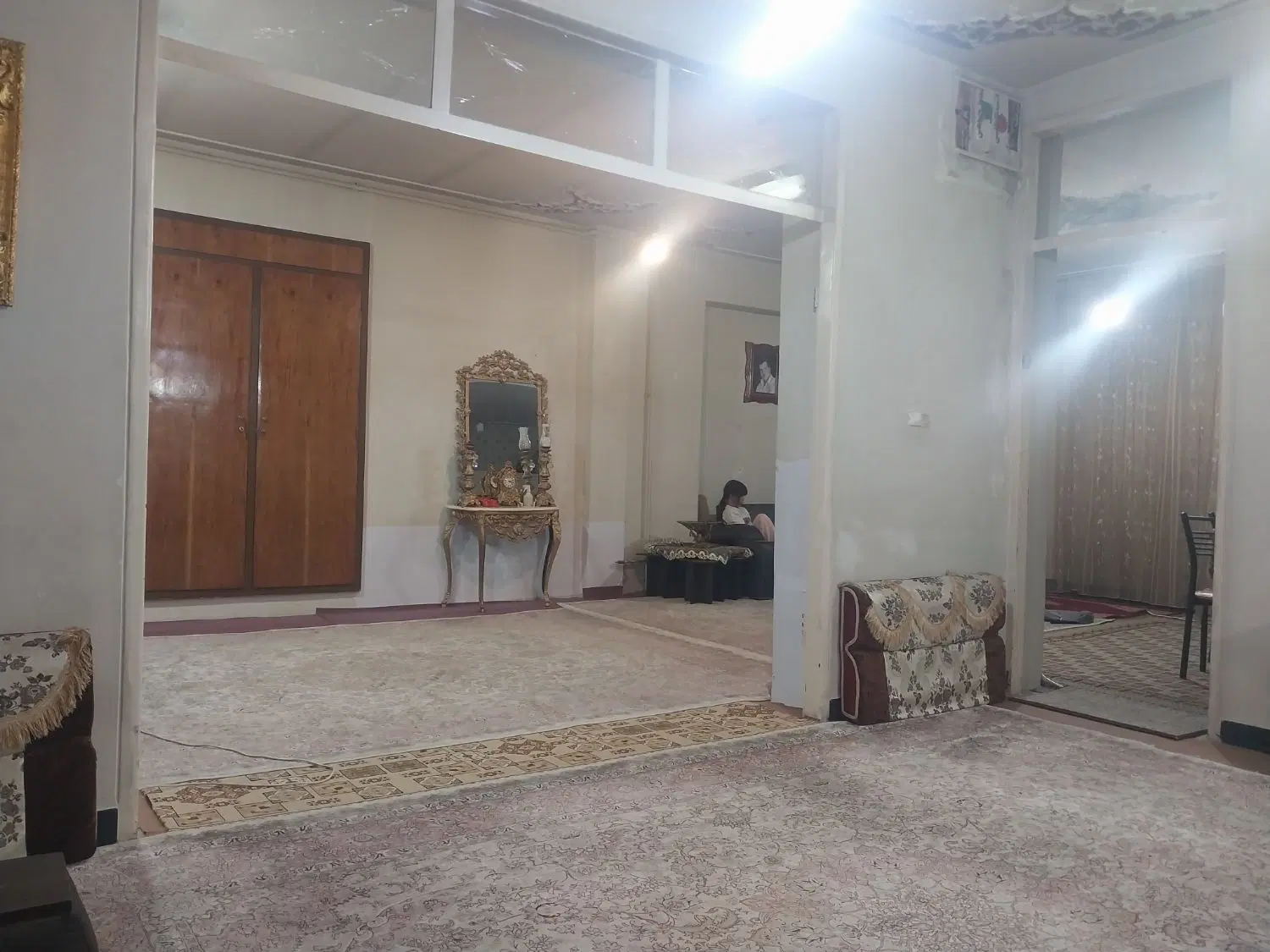 ملک ۱۸۰متری