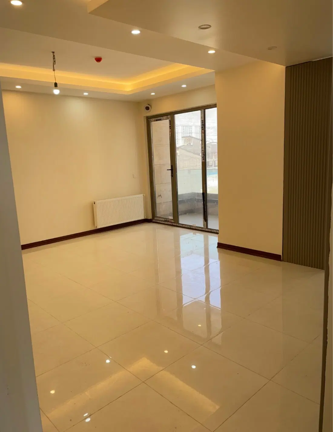 اپارتمان  ۱۱۲ متری( دریاچه چیتگر)