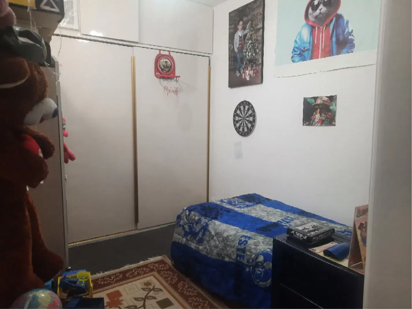 منزل تک واحدی