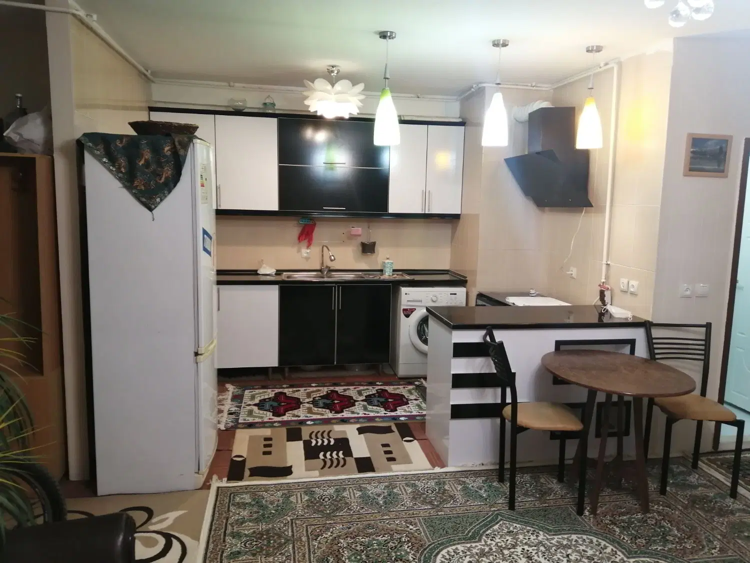 فروش پردیس76متری با پارکینگ بلوک E9