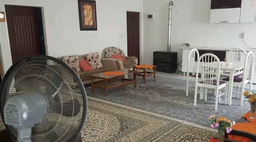 ویلایی 3 طبقه _ جنوبی _ نیاز به بازسازی