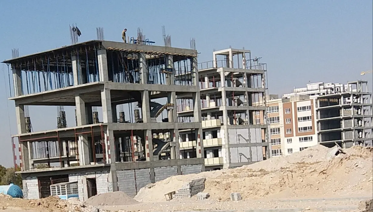 زمین به مساحت ۵۲۸ متر در علوم پزشکی ۲ باسندششدانگ