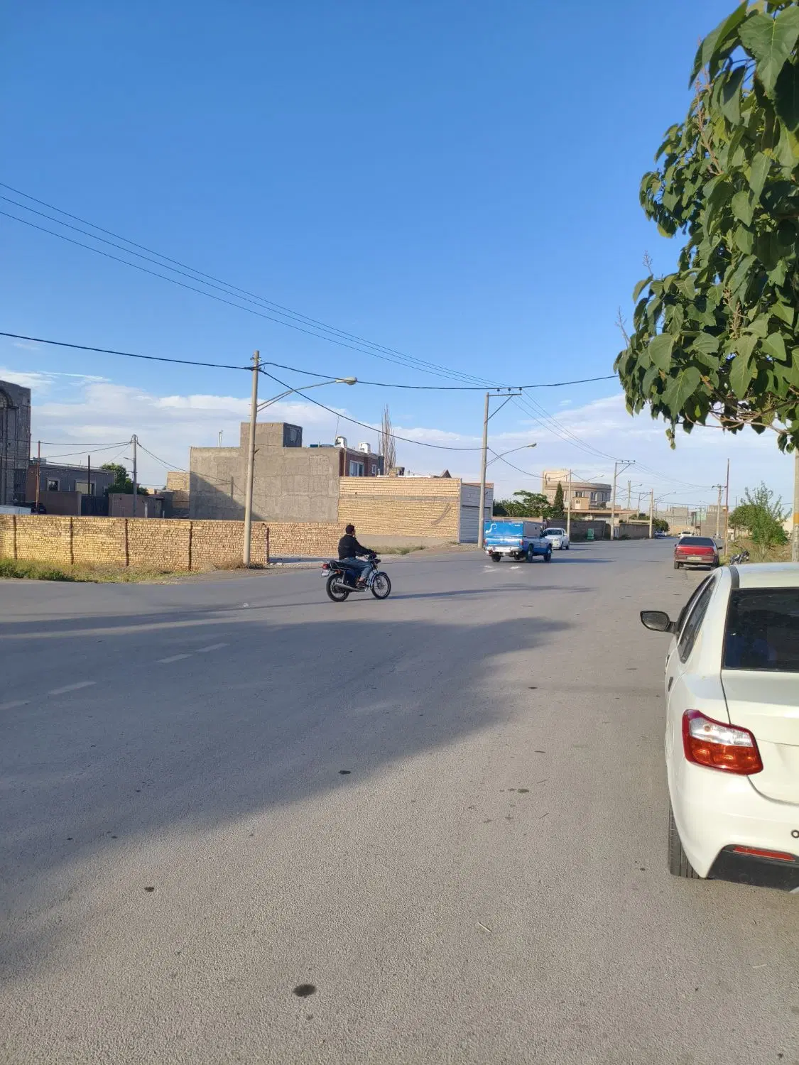 زمین ۱۶۰ متری فین بزرگ
