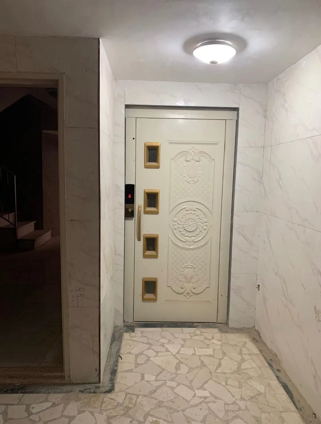 ۹۳ متر _ سند دار _ شهرک ماهان