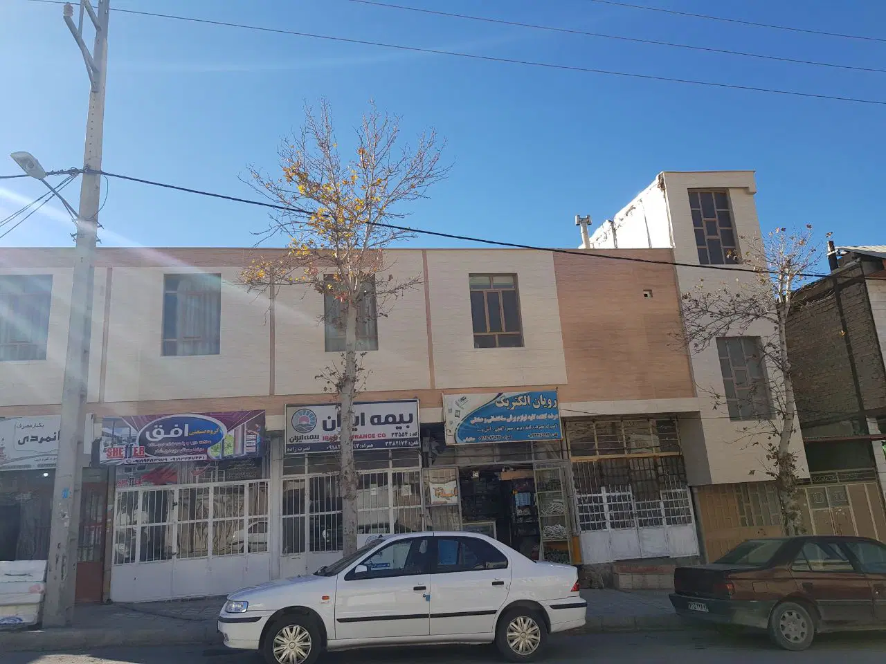 مغازه ۲۰ متری بر خیابان بعثت
