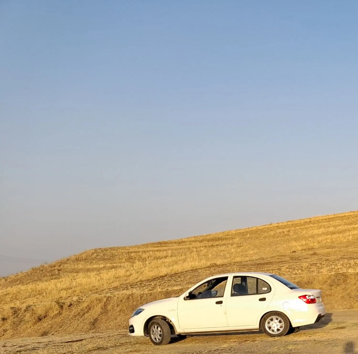 پارکینگ خودرو