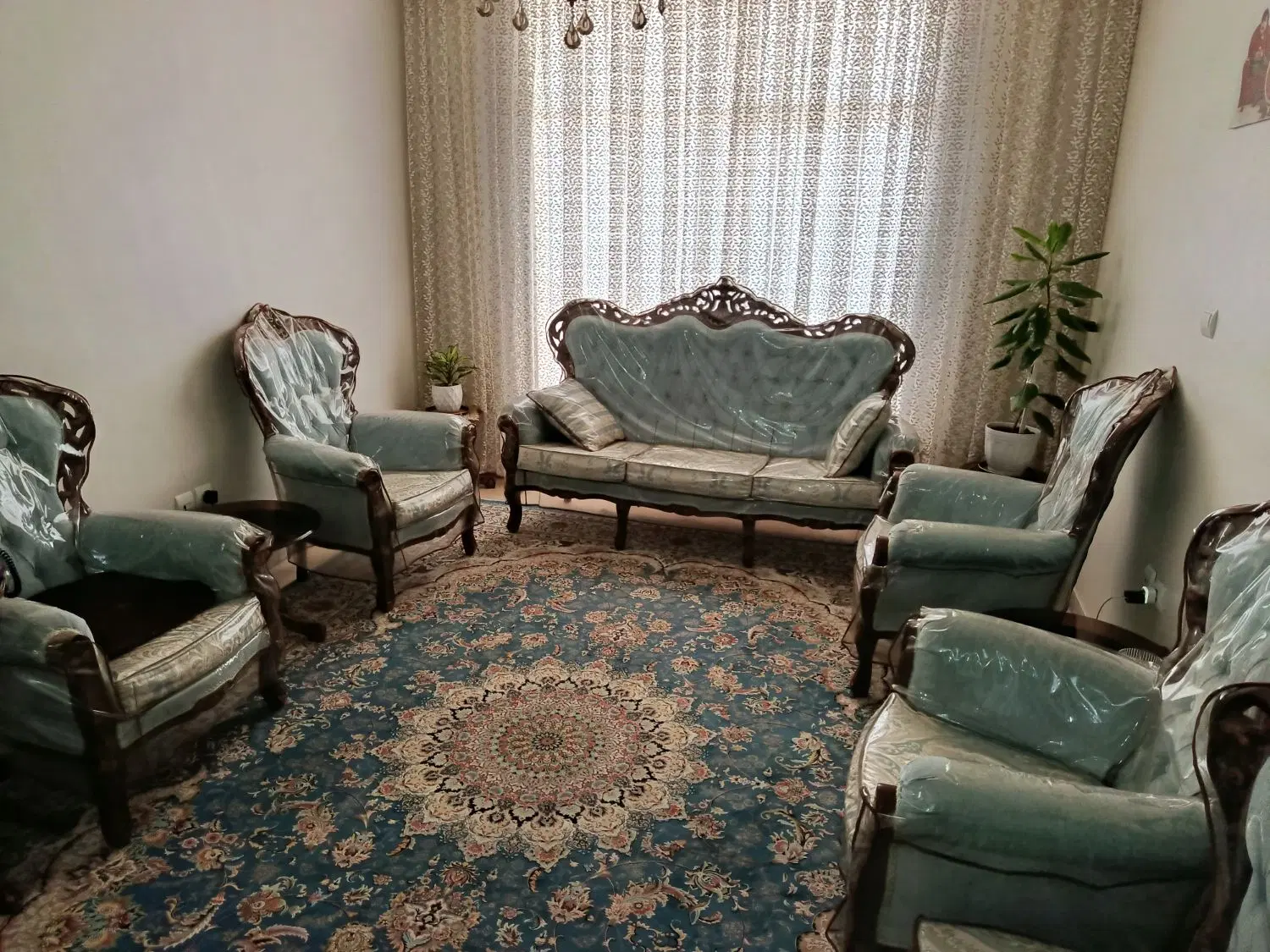 110متر _دو خواب _ سالن پرده خور _شهید عراقی
