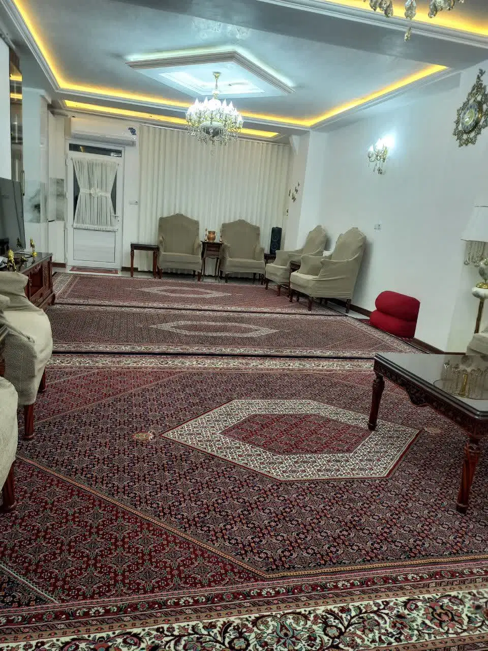 فاز۳نانوایان خ۱۴متری،جنوبی،اول۱۲۰،همکف۱۳۵متر،۲خواب