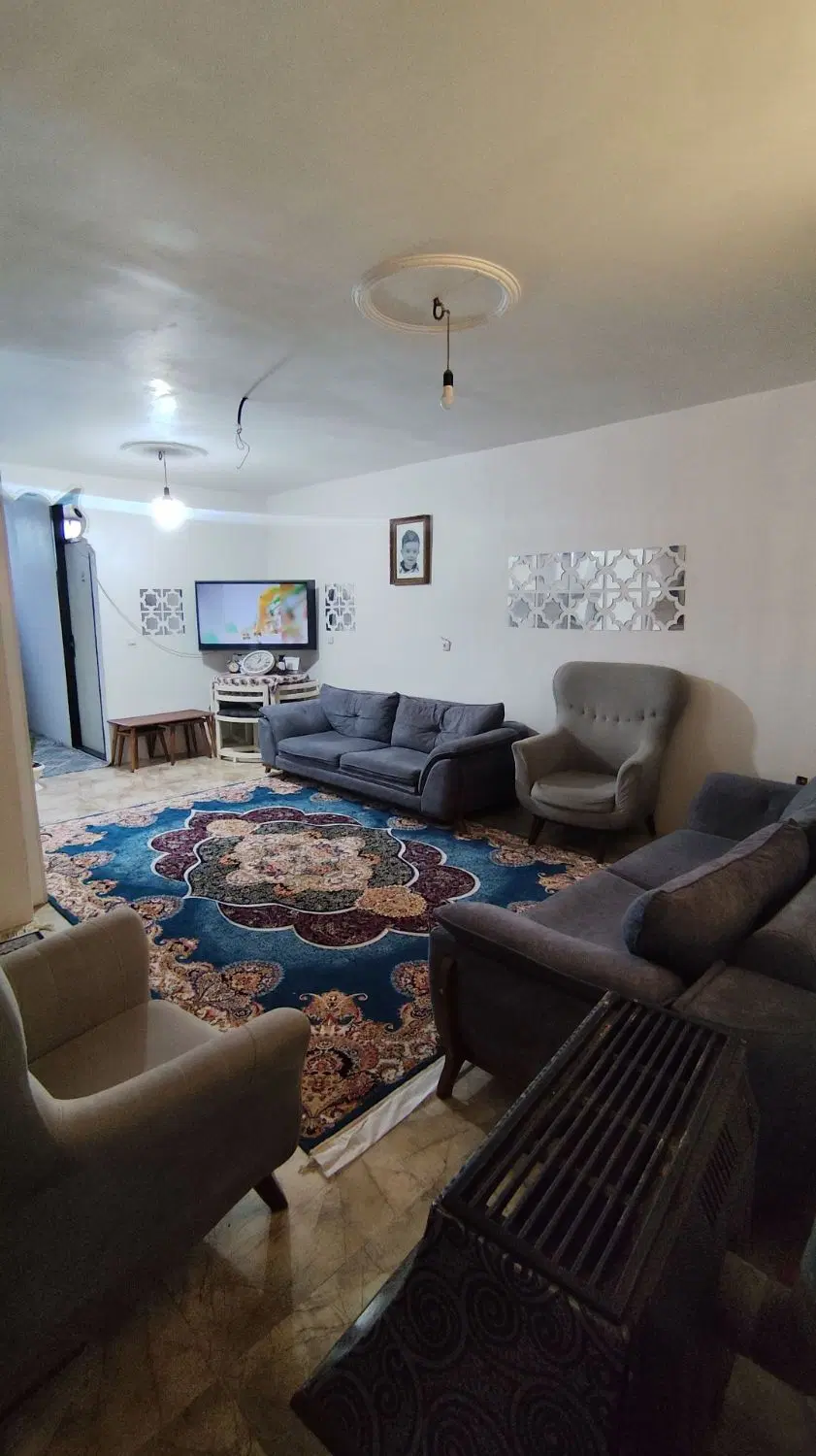 فروش واحد هم‌کف 75 متری کمربندی غربی بلوار پردیس