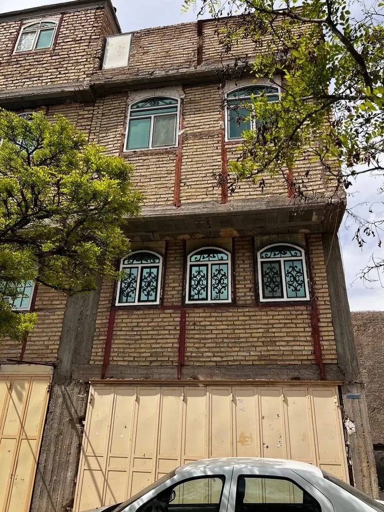 فروش یک واحد آپارتمان
