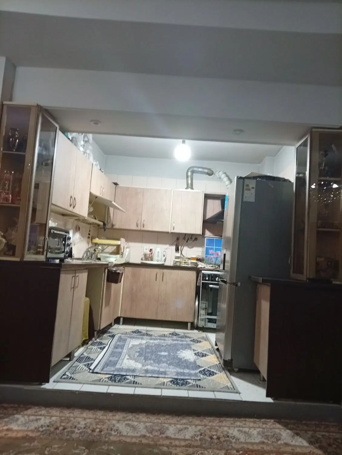 واحد فروشی