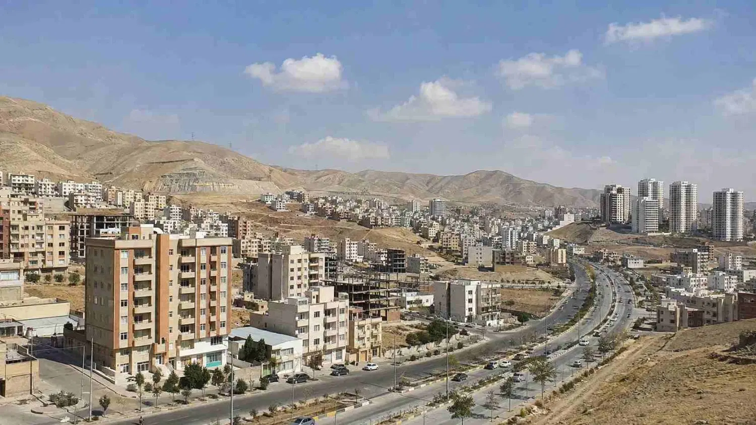 فاز ۵ پردیس ۹۲ متری