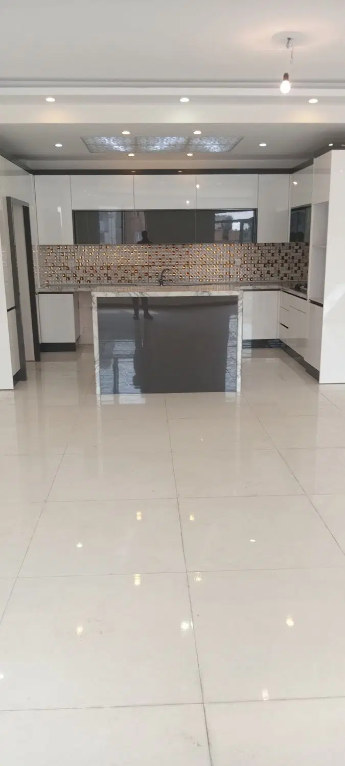 ۱۲۰مترنوسازطبقه دوم  روبه نما ابتدای ارغوان۱۲