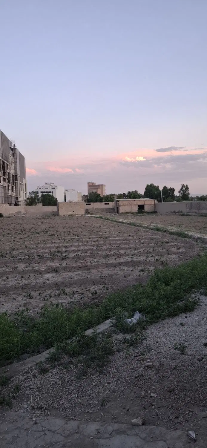 زمین مسکونی