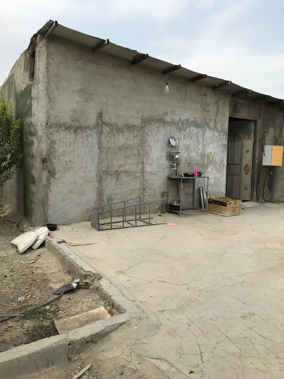 سوله و باغ به متراژ ۸۲۰ متر سند تک برگ