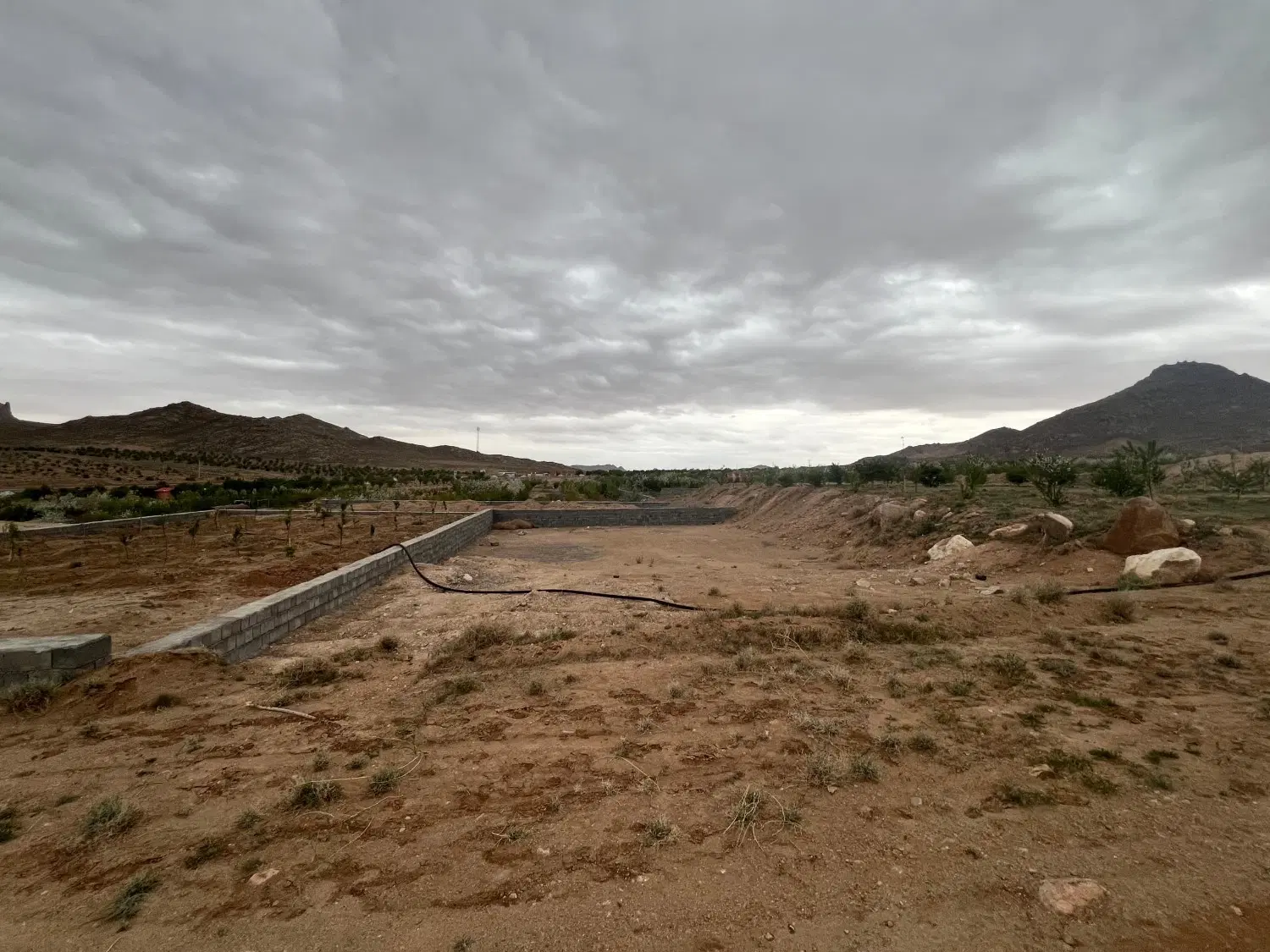 زمین 501 متری کنجکوه مهریز