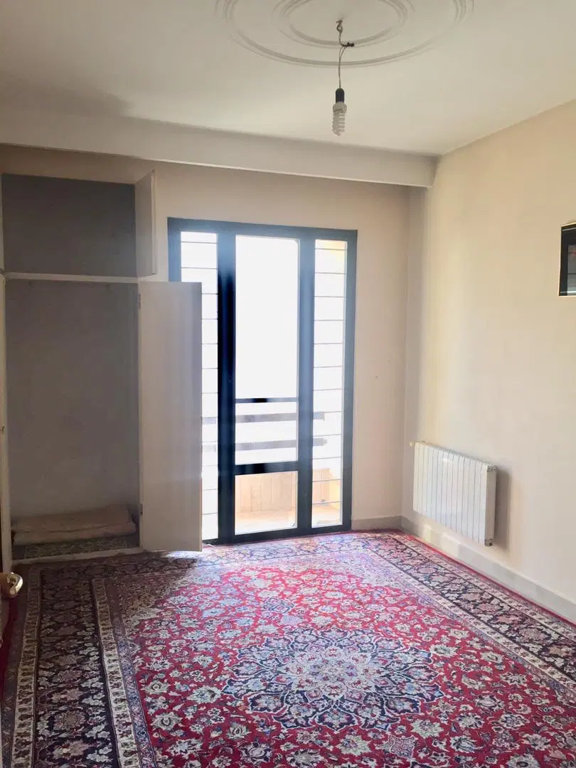 ۷۹متر دوخواب لوکیشن