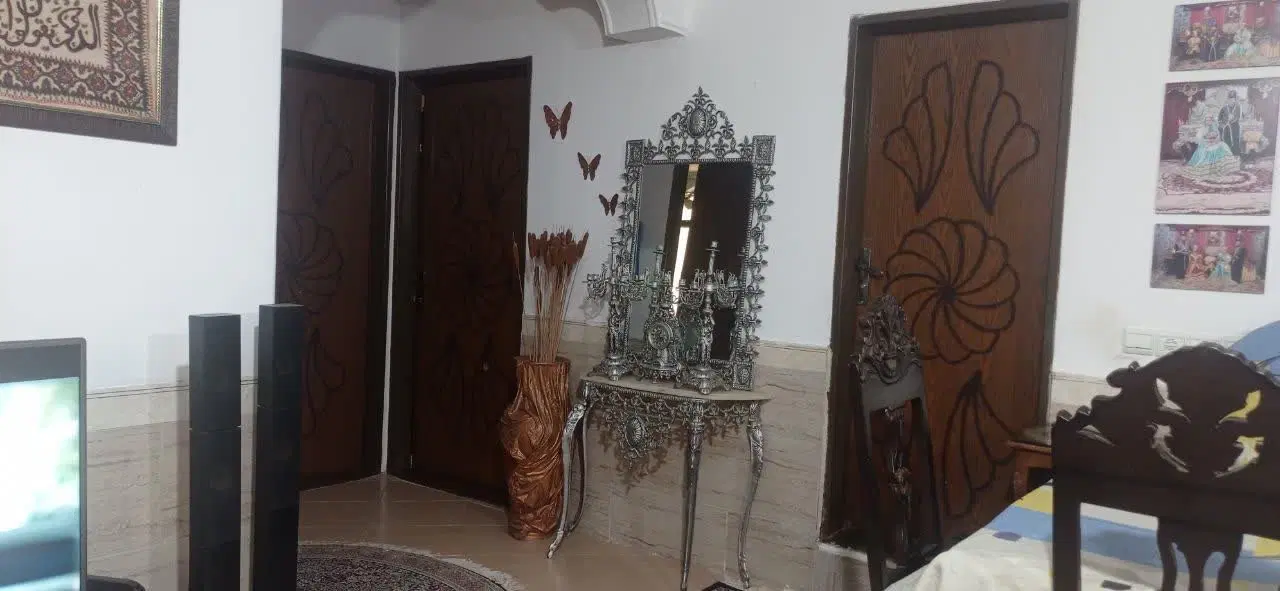 ویلایی طبقه اول