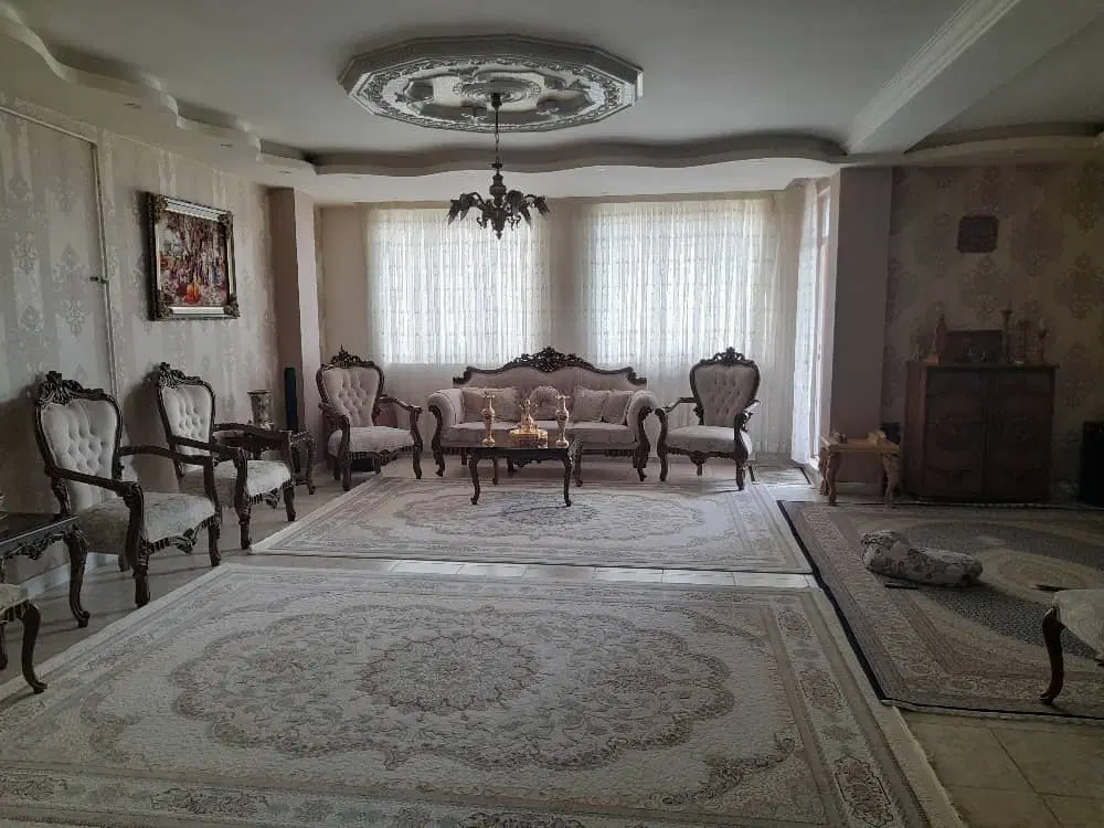 اپارتمان ۱۱۷ متر در خیابان خیرین