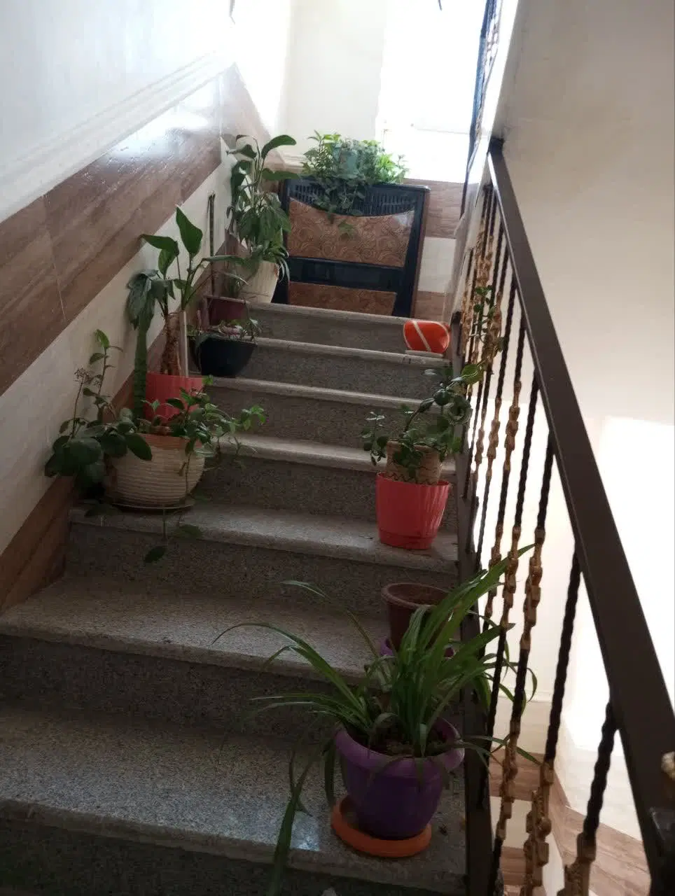 خونه دوطبقه رو پارکینگ