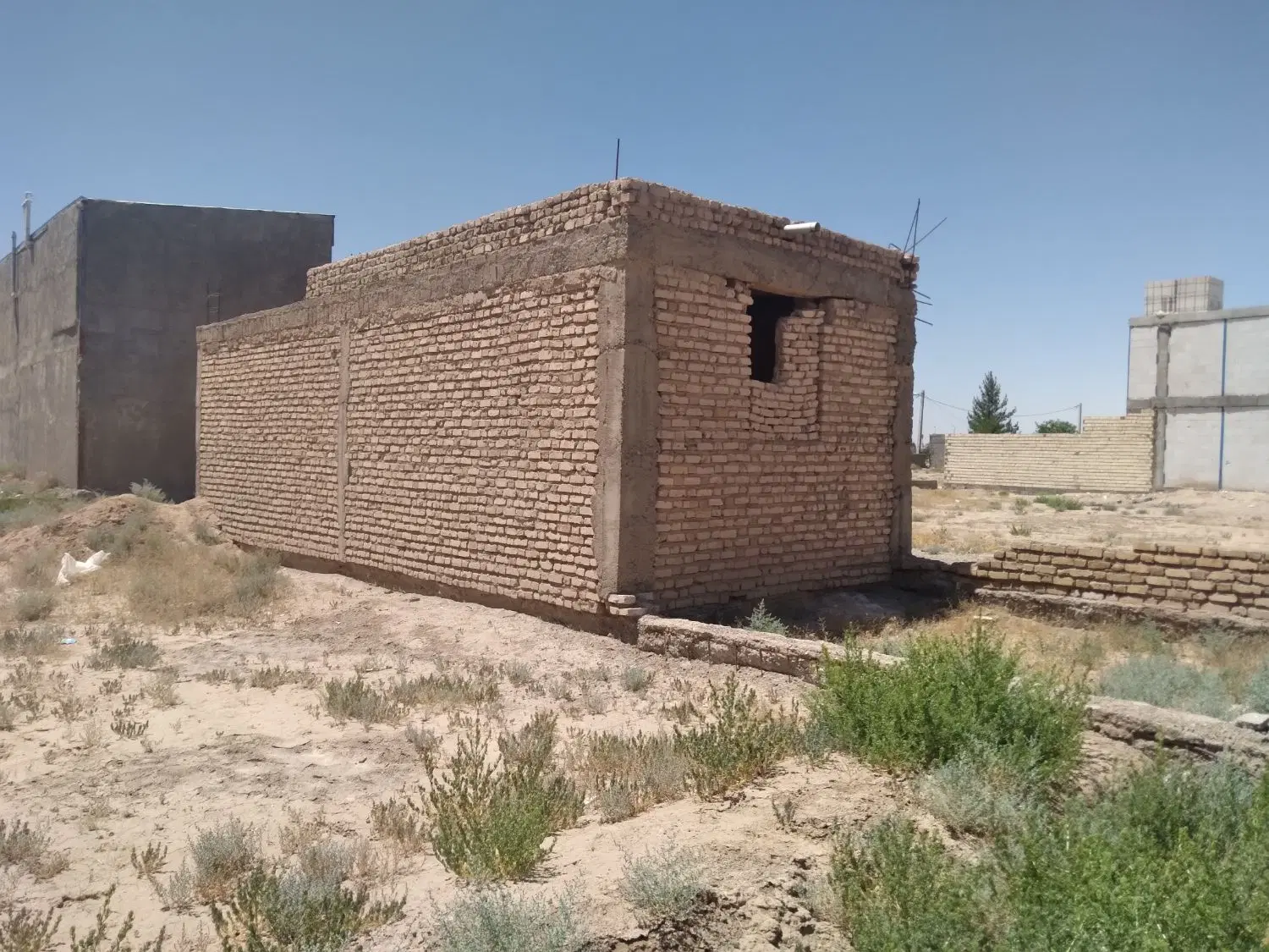 زمین مسکونی واقع در جلال آباد