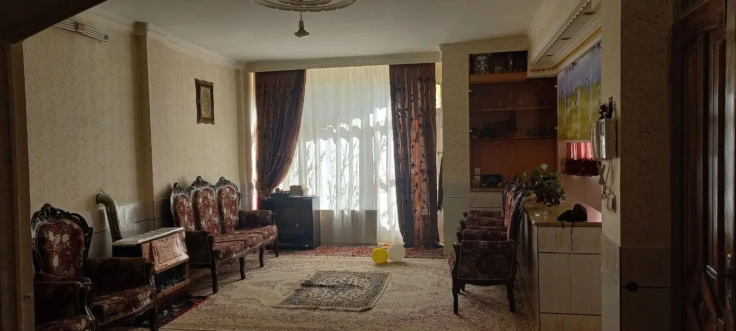 منزل مسکونی ۱خوابه درگورت