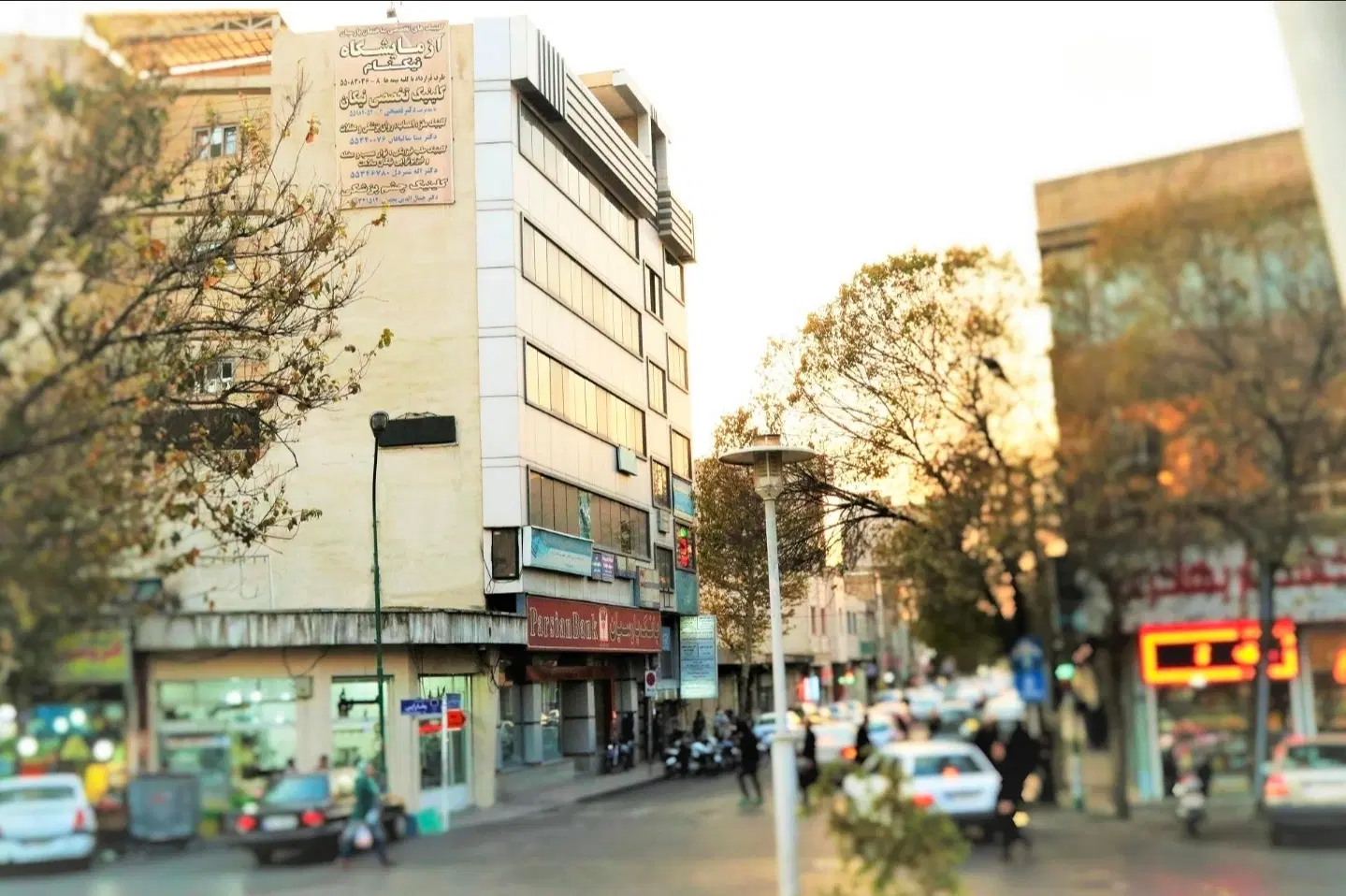 آپارتمان ۱۲۰ متر موقعیت اداری و مطب