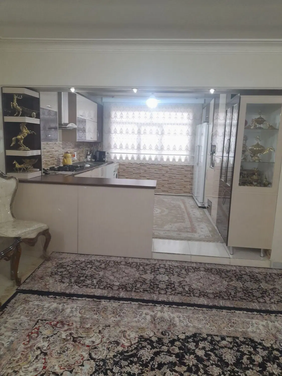 خانه ویلای دو طبقه
