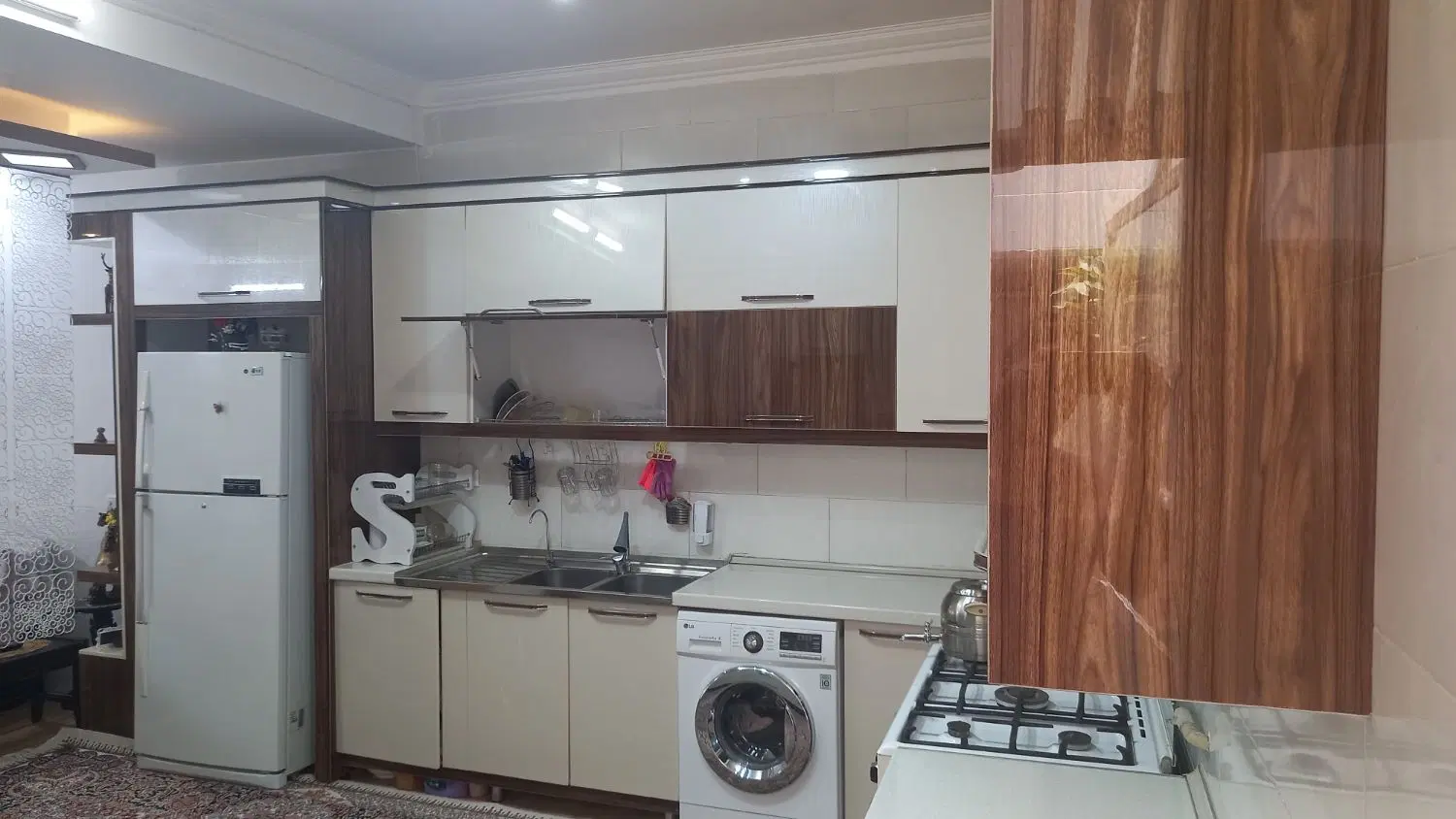خانه ویلایی سه خوابه در آذر یزدی