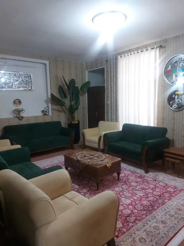 ویلایی ۱۶۰ متر دوطبقه  واقع در پردیسان ۵