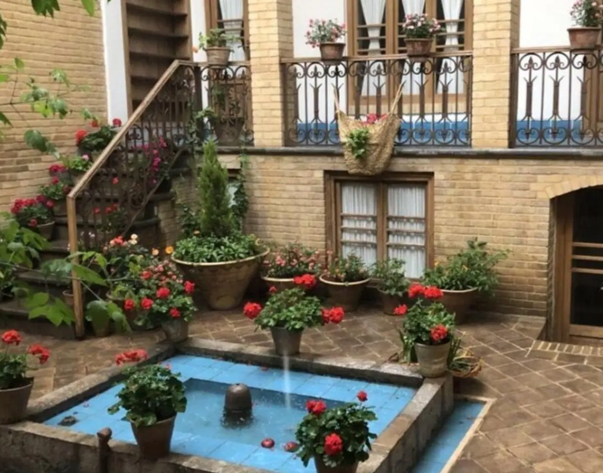 خانه اجاره ای در بهارستان
