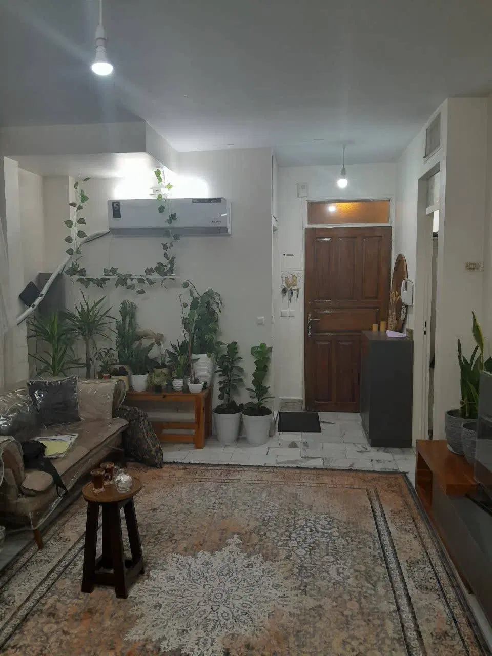 اجاره اپارتمان ۶۵ متری دو خواب