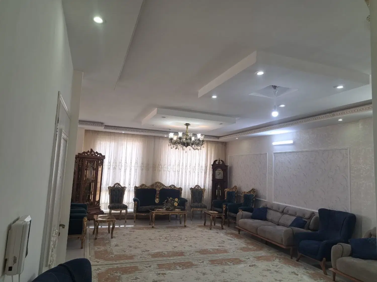 آپارتمان ۱۲۵متری سیدرضی ۵۸آموزگار۲۹ کلا۵طبقه۹ واحد