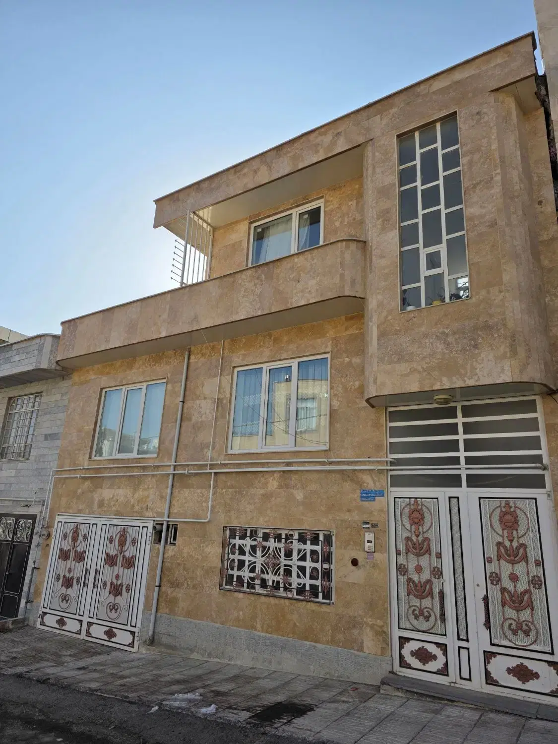 ویلایی بازسازی شده جنوبی شیک خانه کارگر