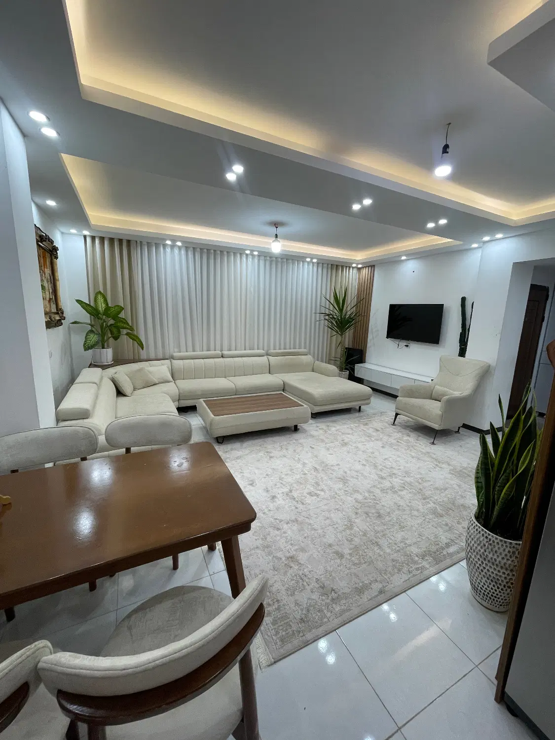 خانه دوطبقه مسکن ملی مهرگان
