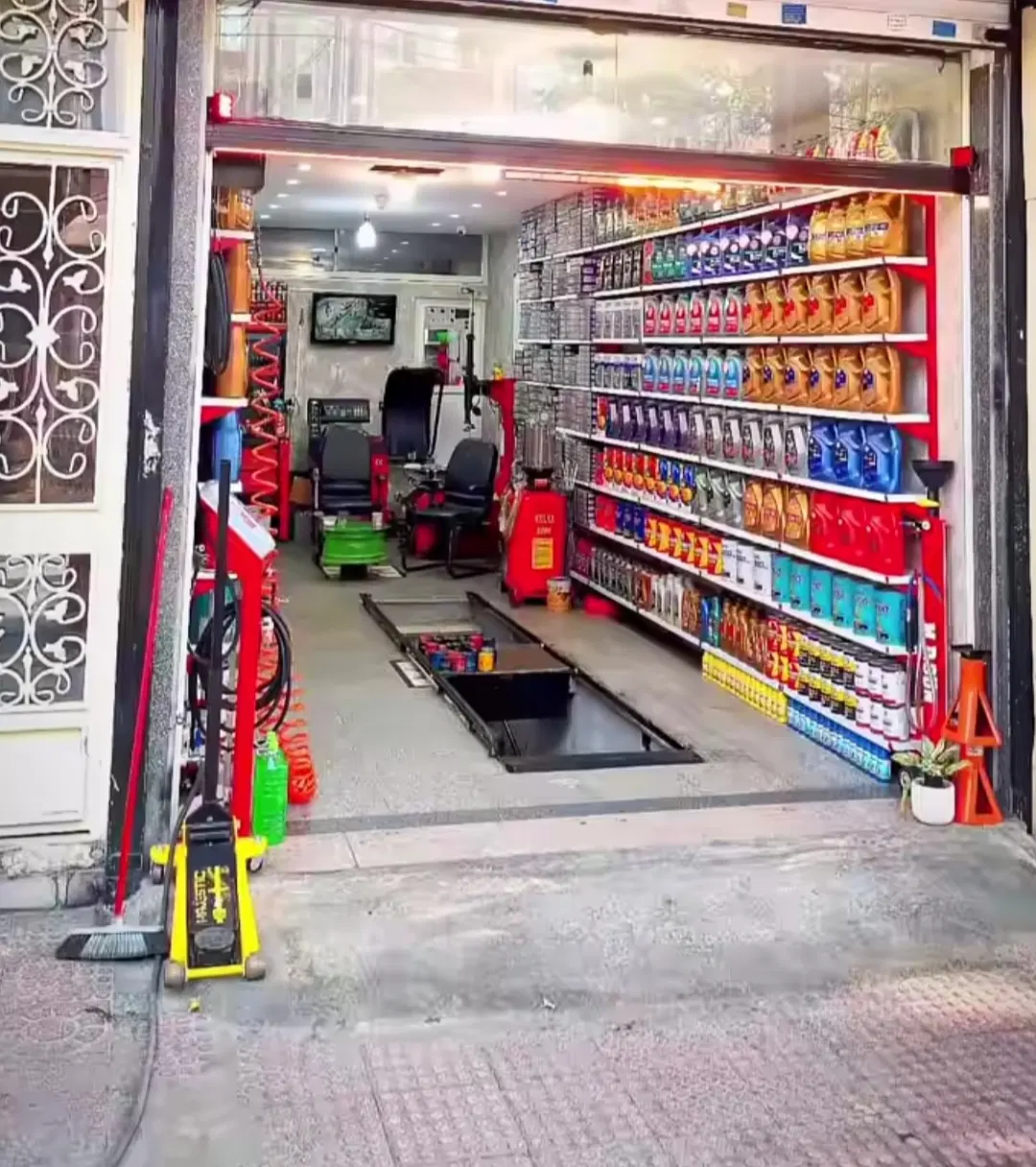 مغازه جهت اتوسرویس