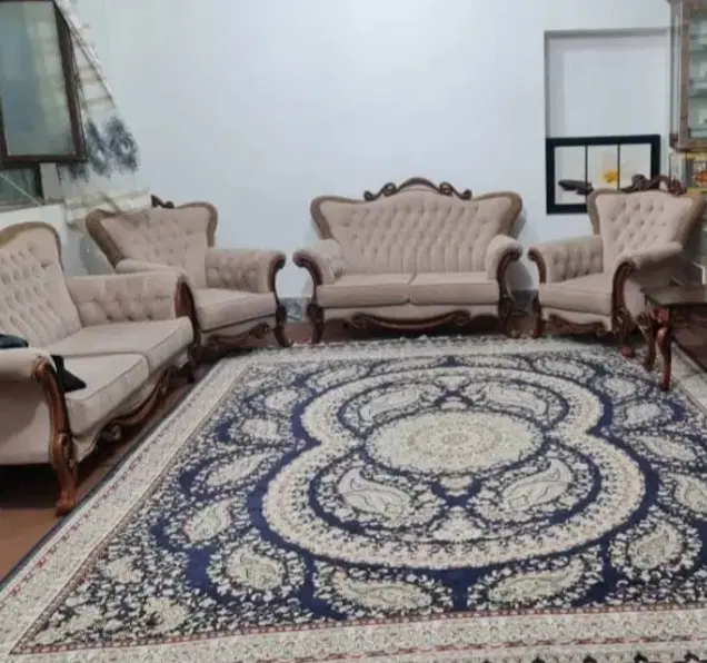 اتاق پذیرایی بزرگ اجاره ای